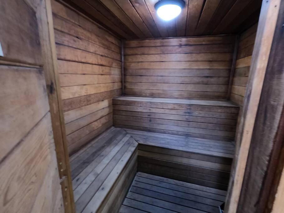 Naples Dream At Wtc With Heated Pool Spa Sauna 7 Bicycles And 3 Mls To Beach Exteriör bild
