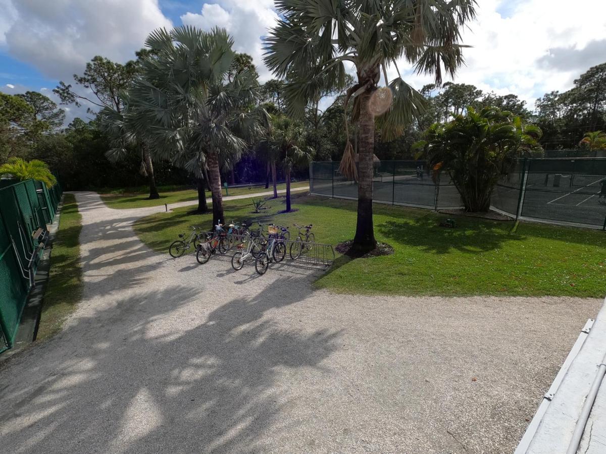 Naples Dream At Wtc With Heated Pool Spa Sauna 7 Bicycles And 3 Mls To Beach Exteriör bild