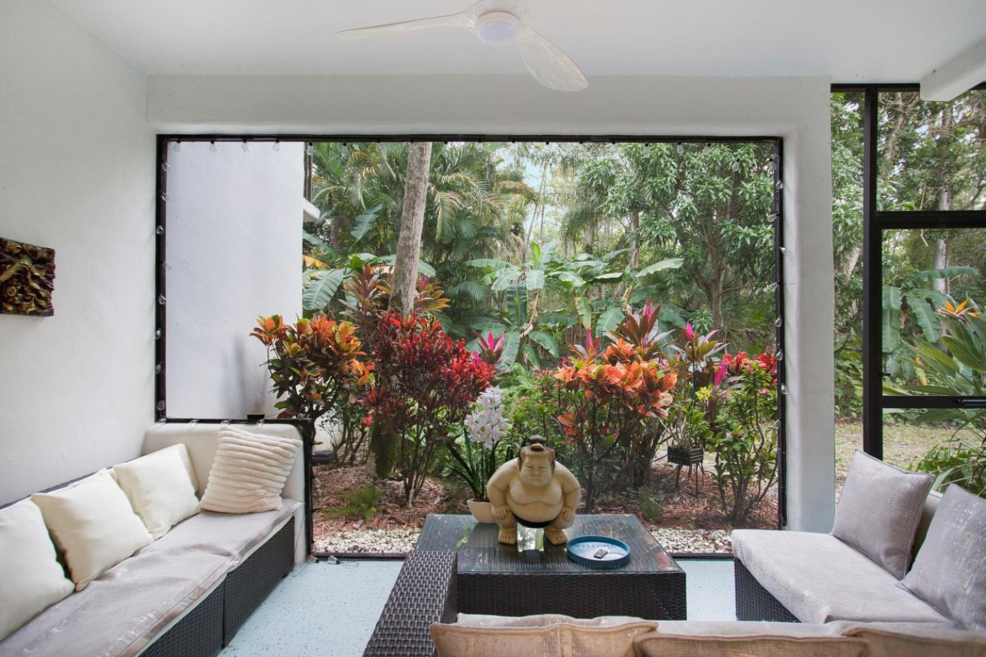 Naples Dream At Wtc With Heated Pool Spa Sauna 7 Bicycles And 3 Mls To Beach Exteriör bild